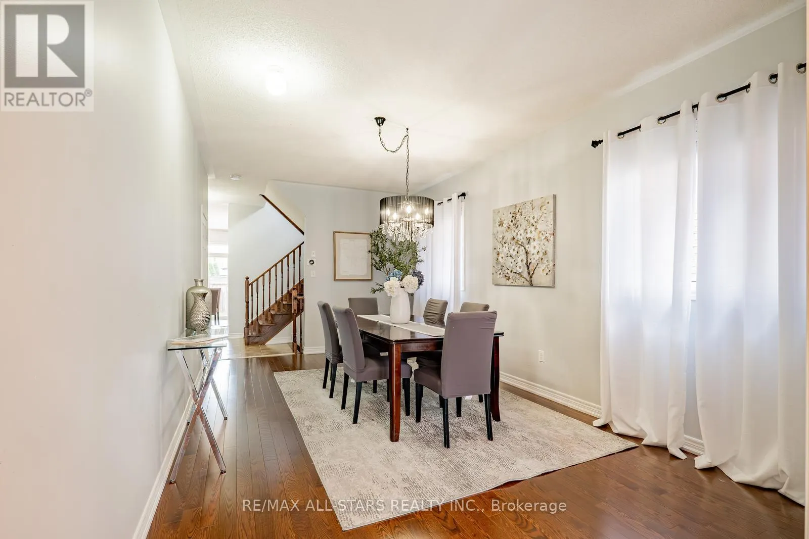 225 DELBERT CIRCLE