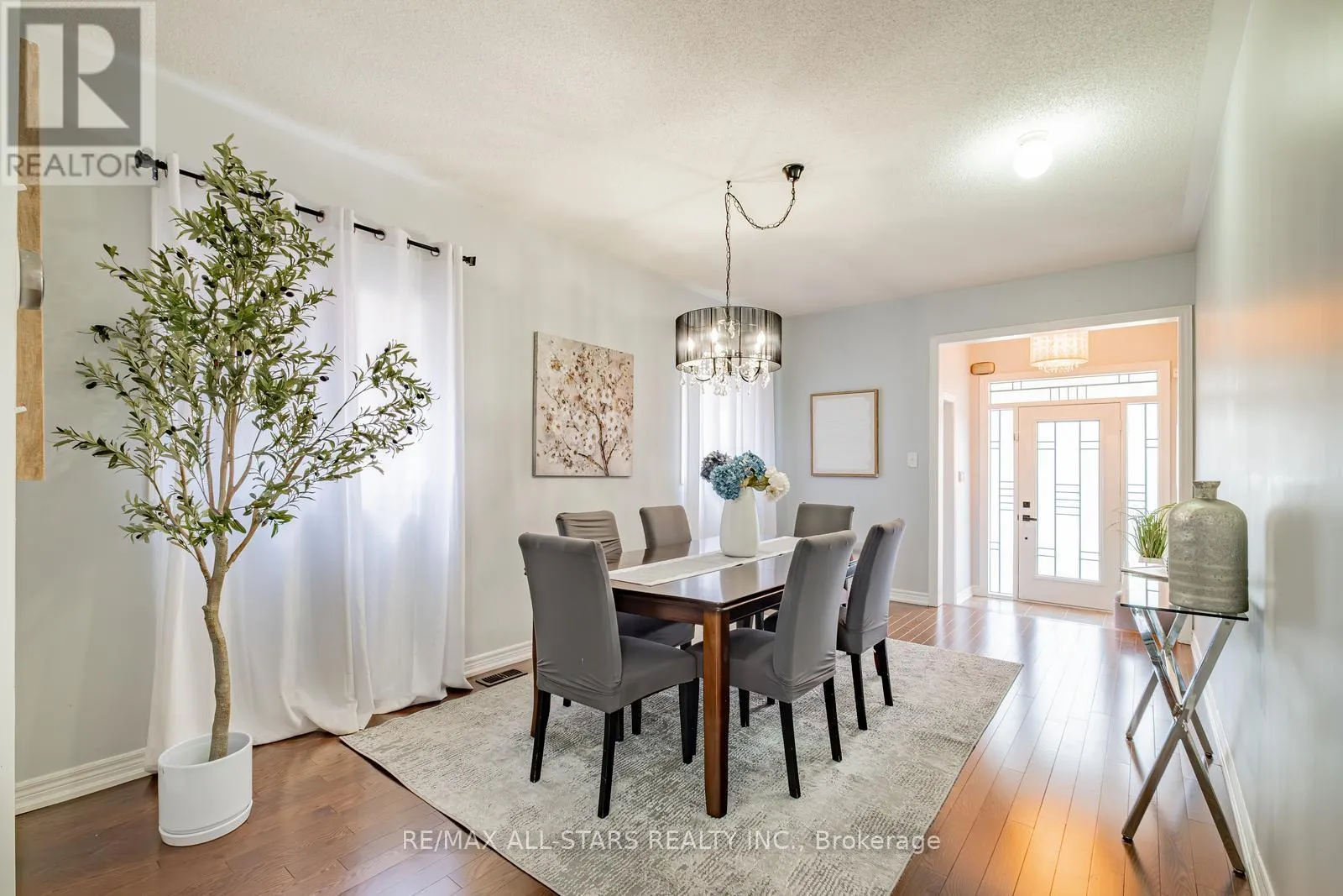 225 DELBERT CIRCLE