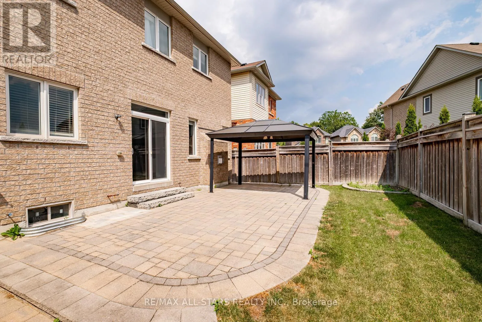 225 DELBERT CIRCLE
