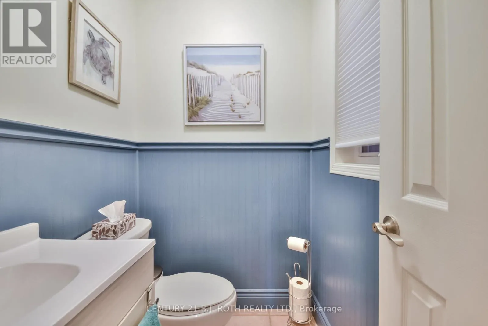 1327 VINCENT CRESCENT