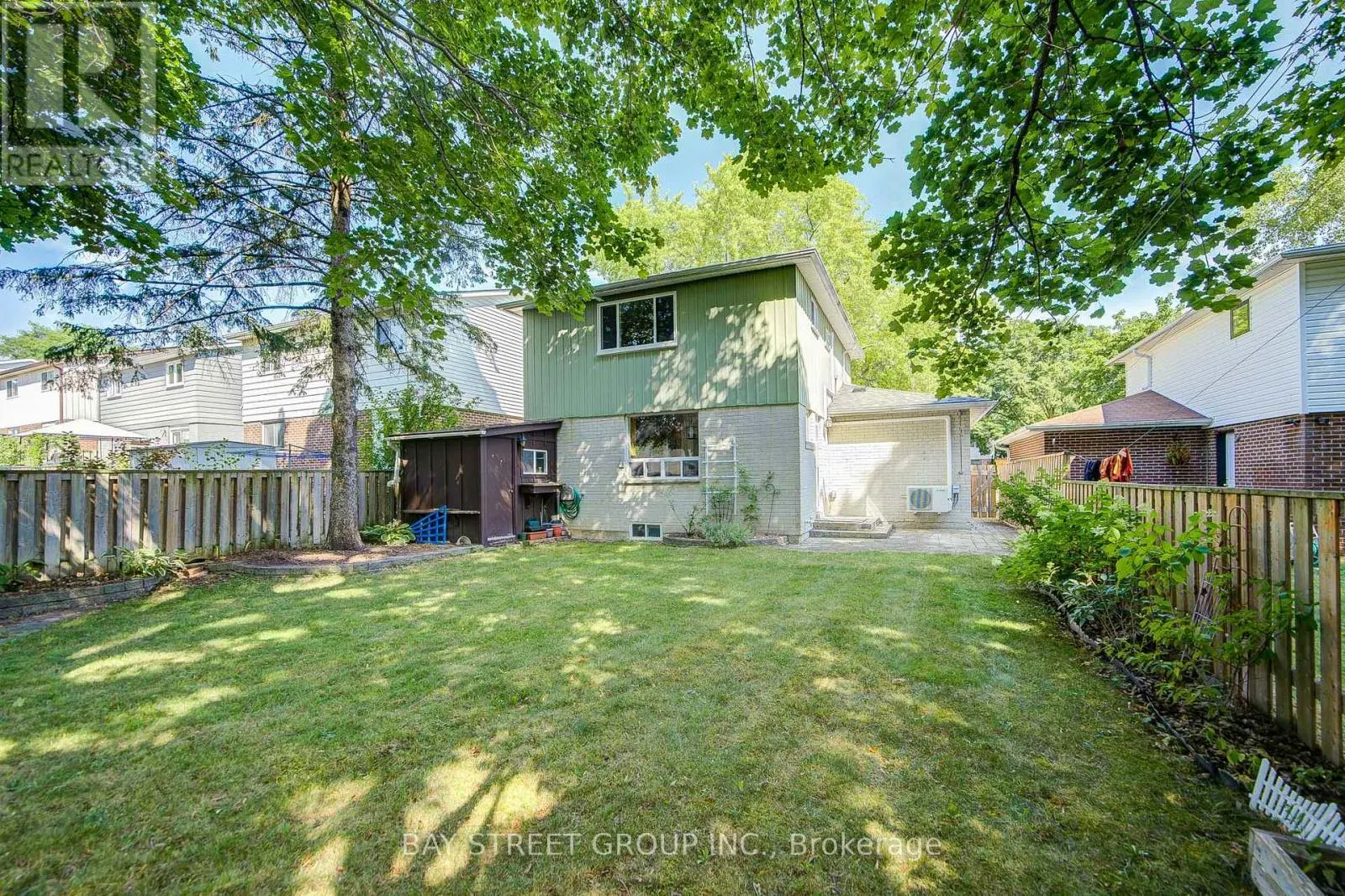 214 WILLIAM ROE BOULEVARD