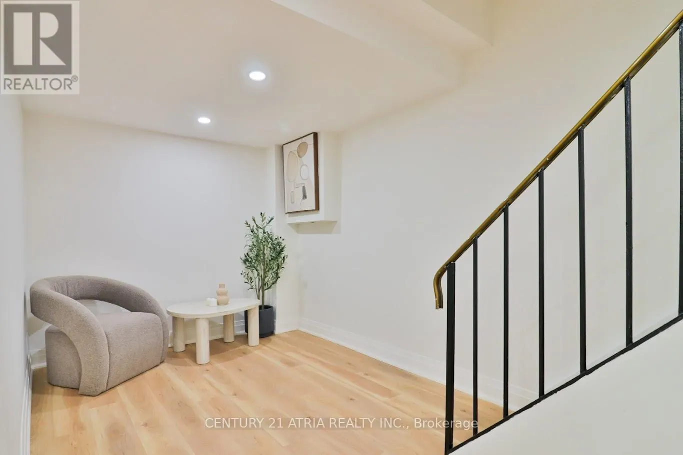 30 PEPPERELL CRESCENT