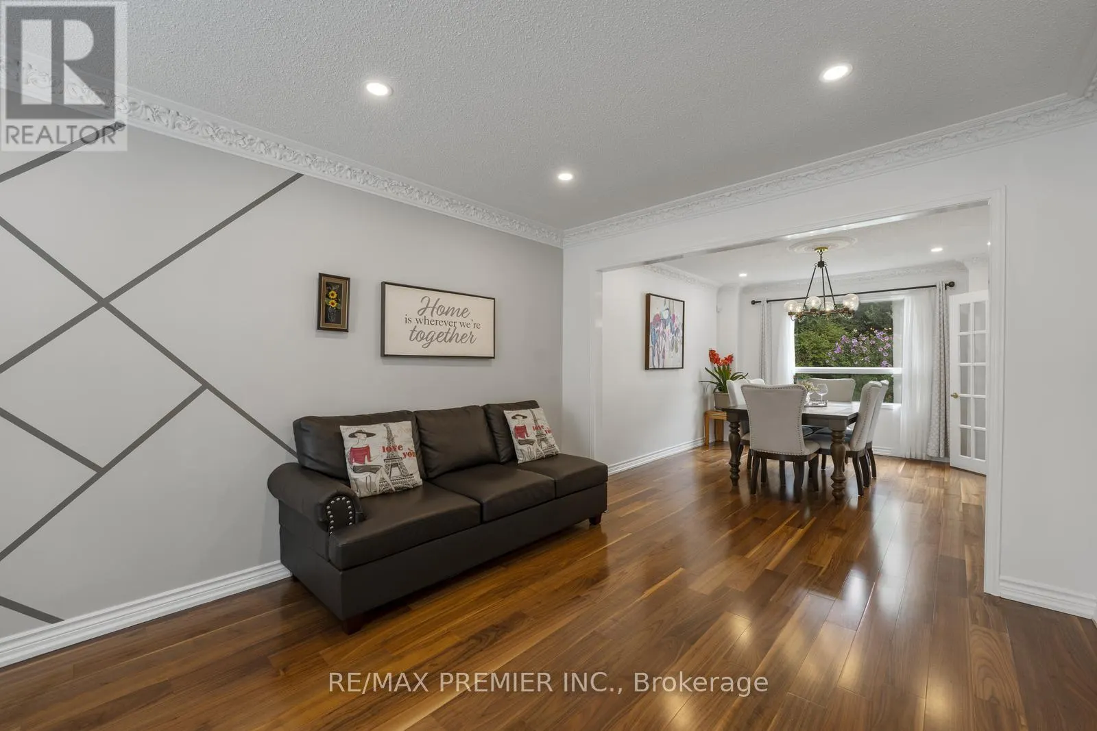 127 O'CONNOR CRESCENT