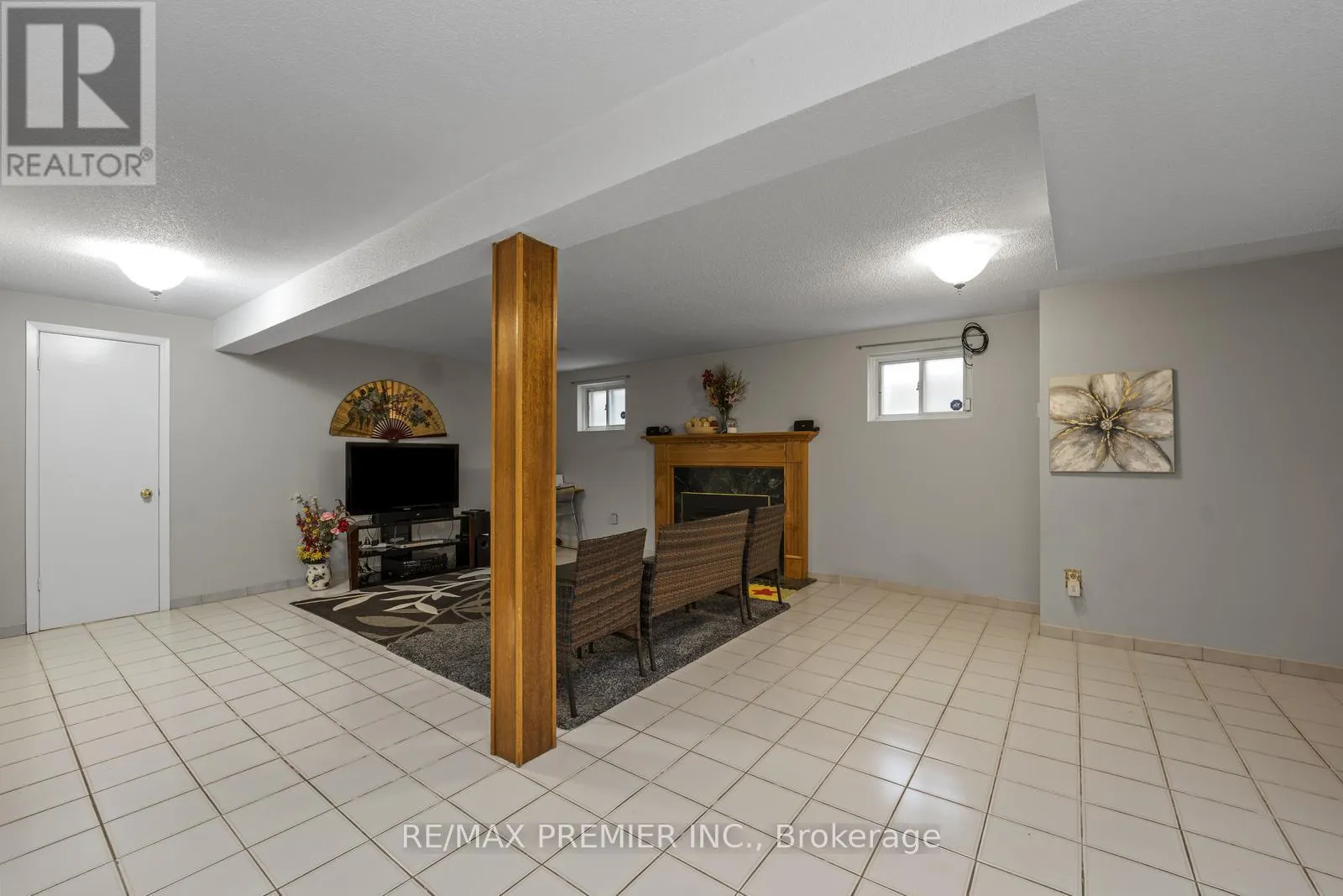 127 O'CONNOR CRESCENT