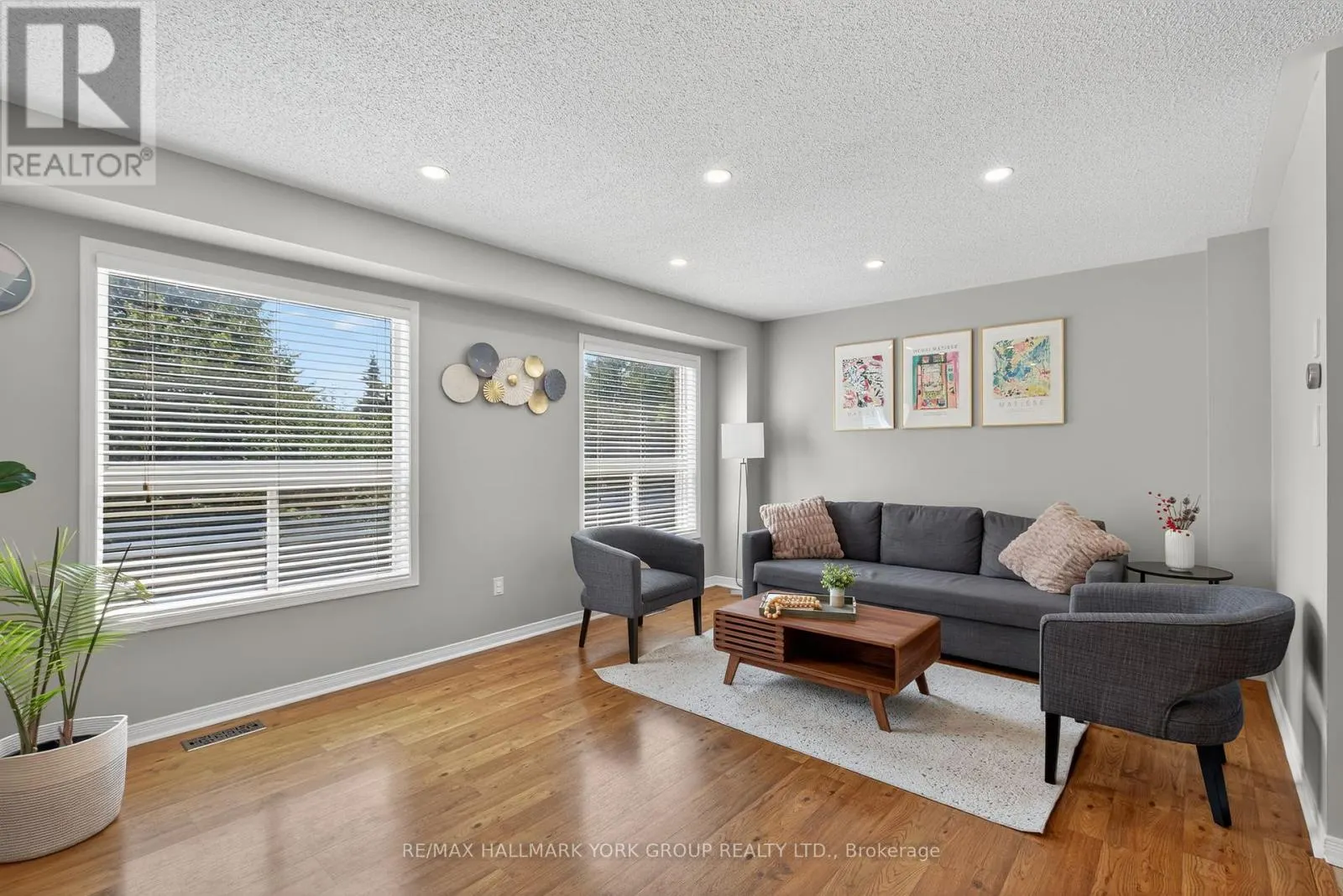 45 BAYWELL CRESCENT