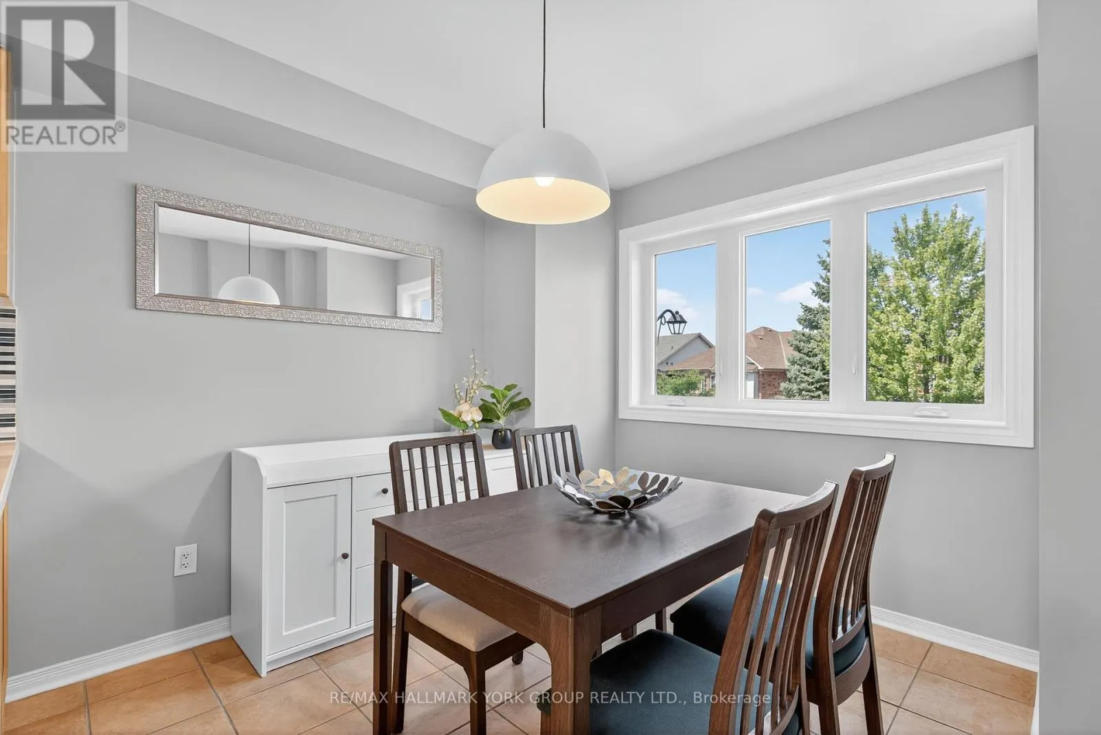 45 BAYWELL CRESCENT