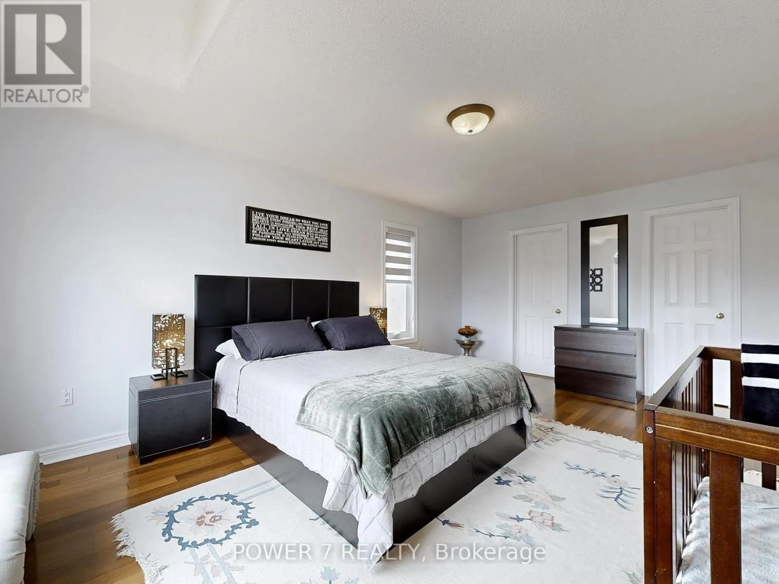 76 SILVER ROSE CRESCENT
