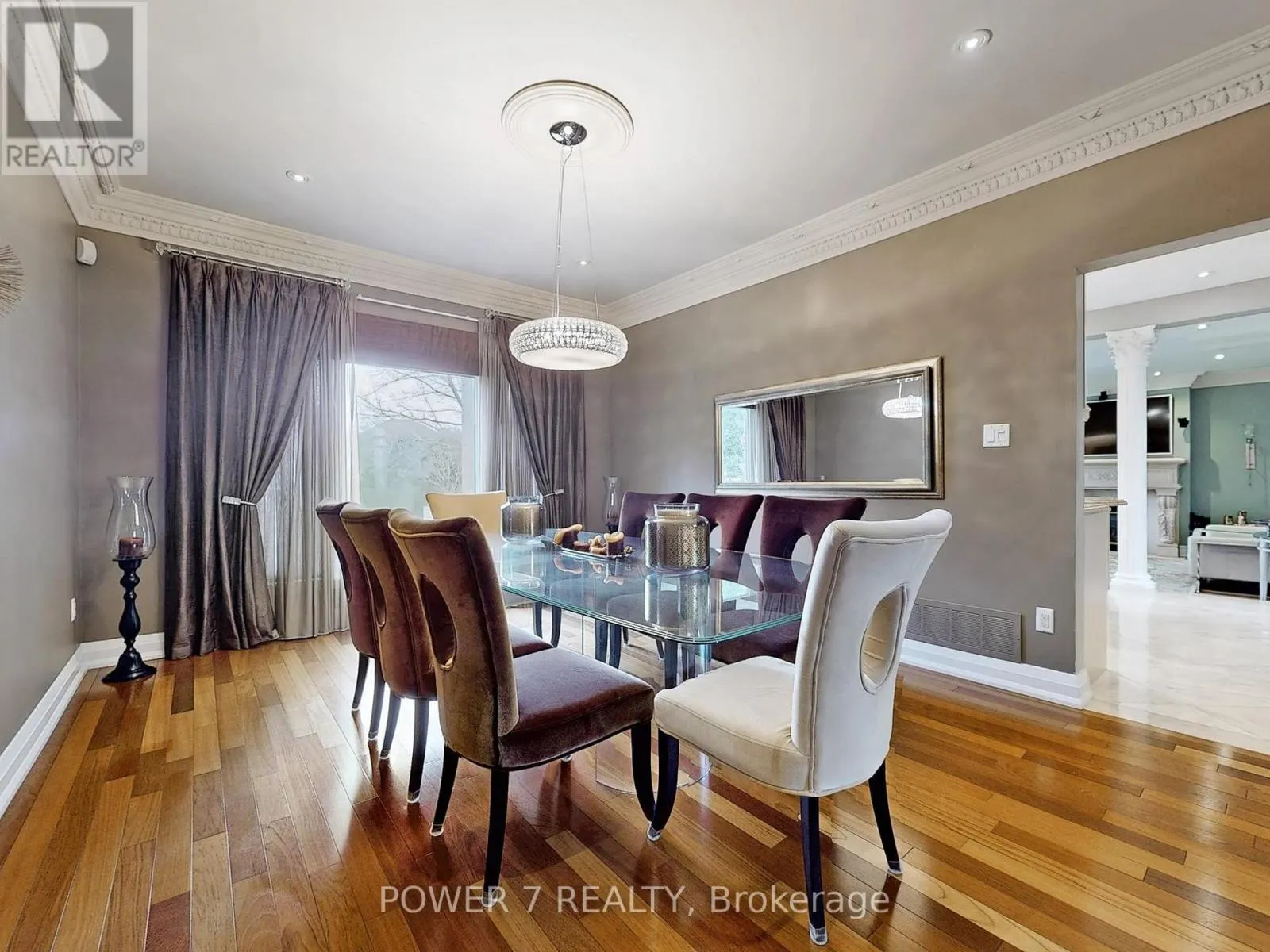 76 SILVER ROSE CRESCENT