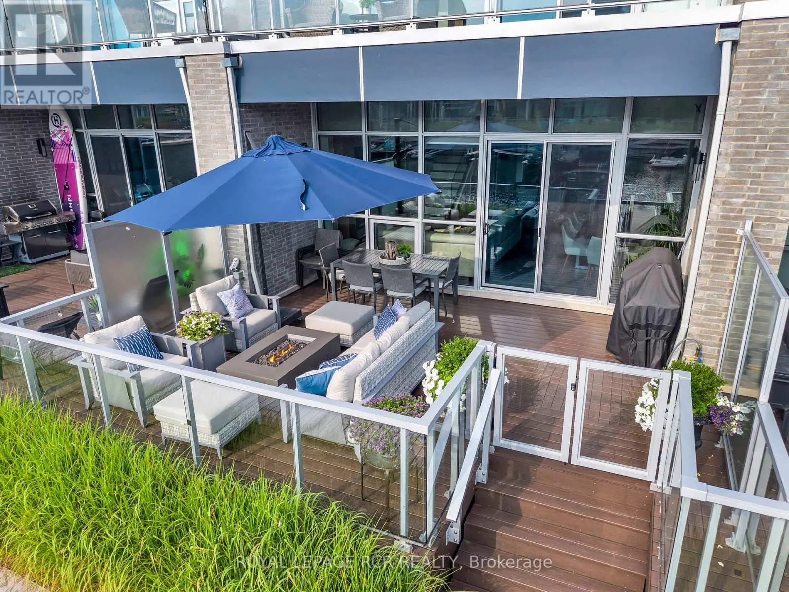 3652 FERRETTI COURT