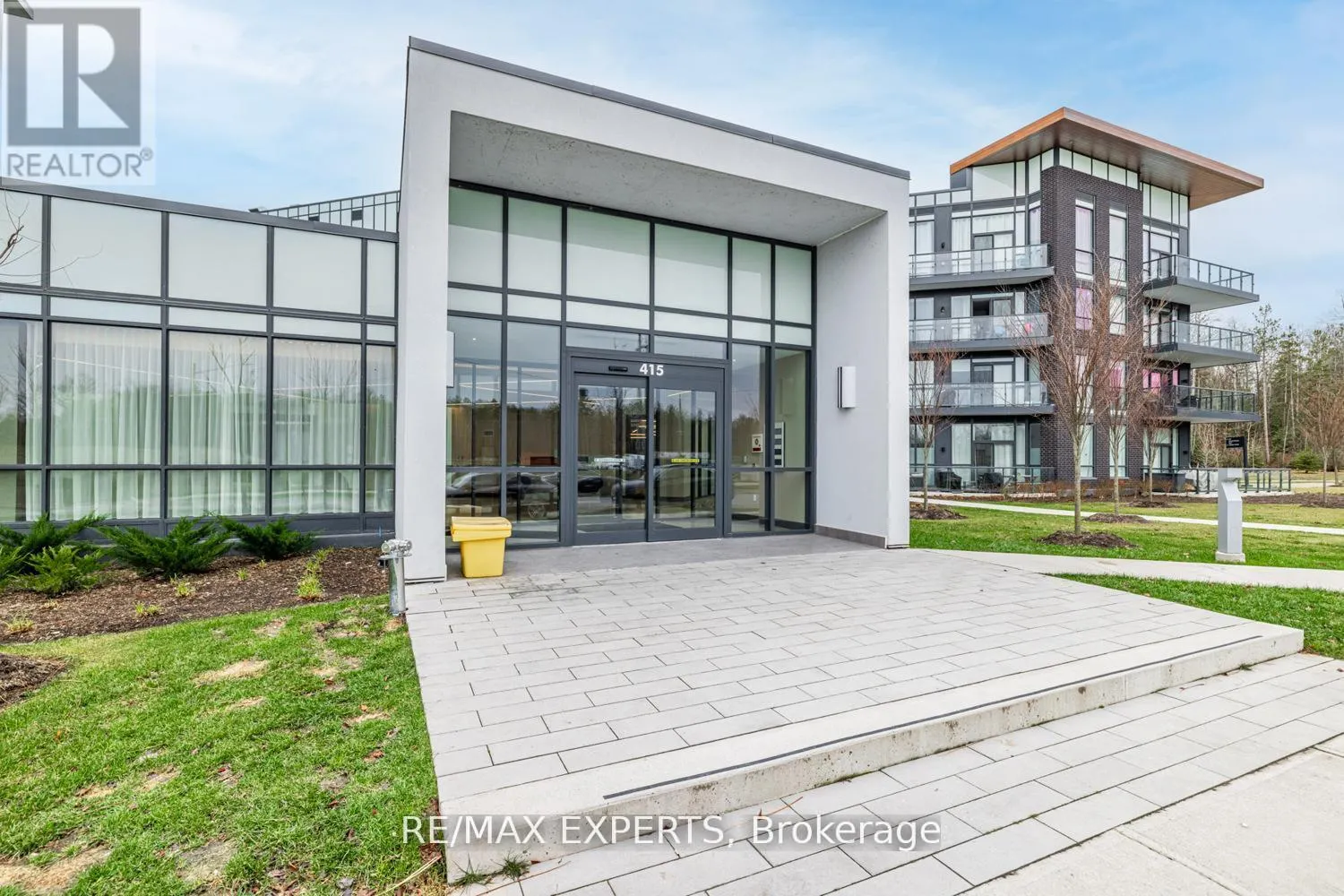105 - 415 SEA RAY AVENUE