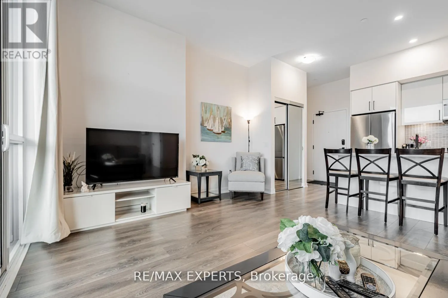105 - 415 SEA RAY AVENUE