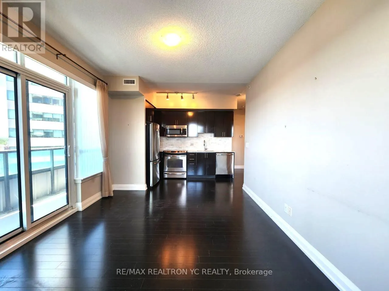408 - 7171 YONGE STREET