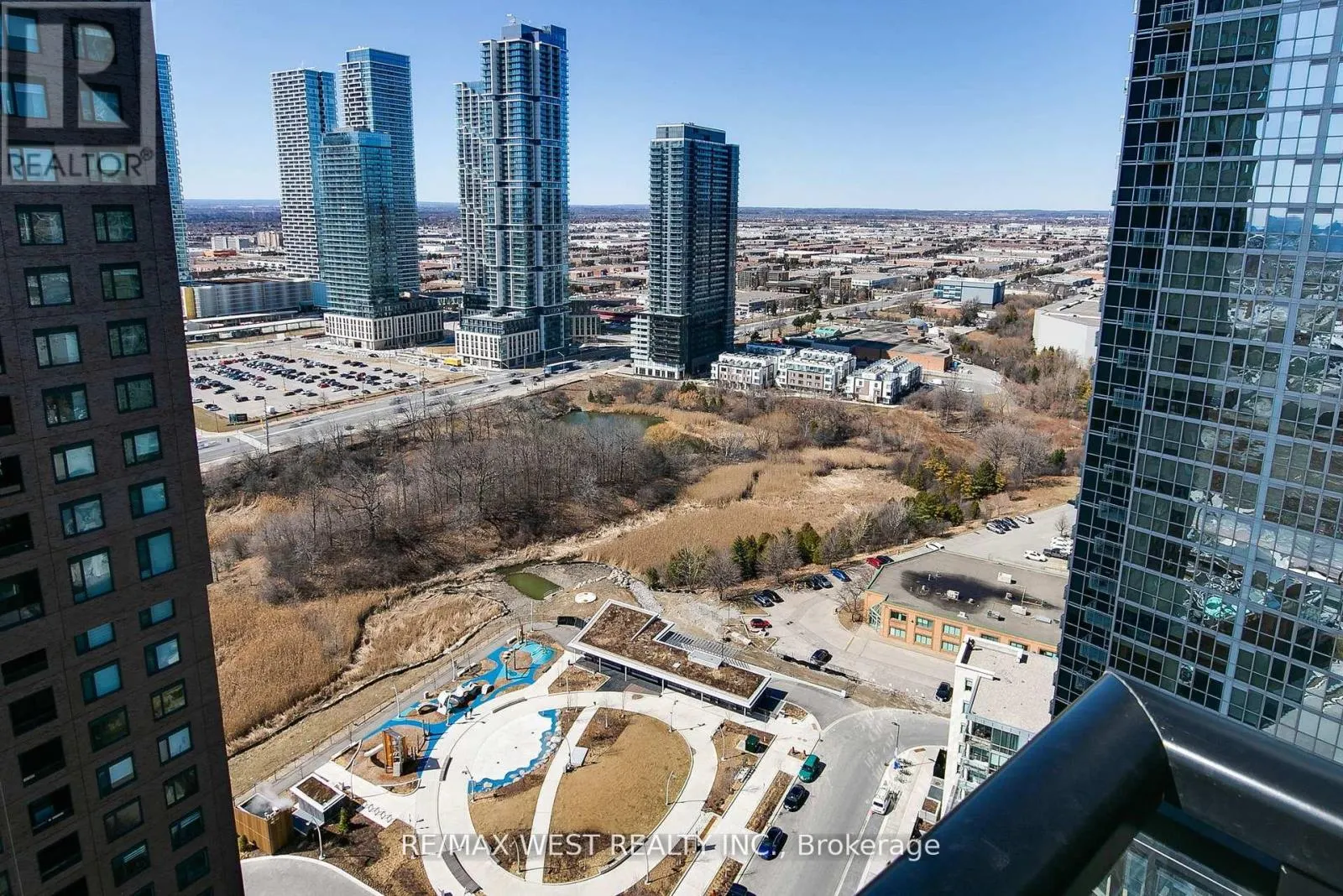 2605 - 2910 HIGHWAY 7 W