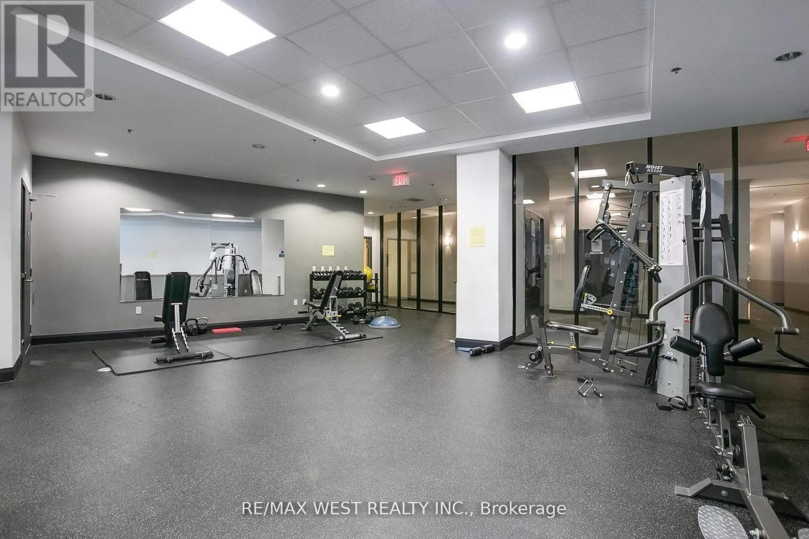 2605 - 2910 HIGHWAY 7 W