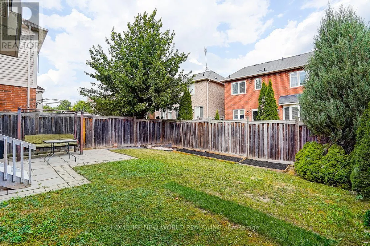 76 BULMER CRESCENT