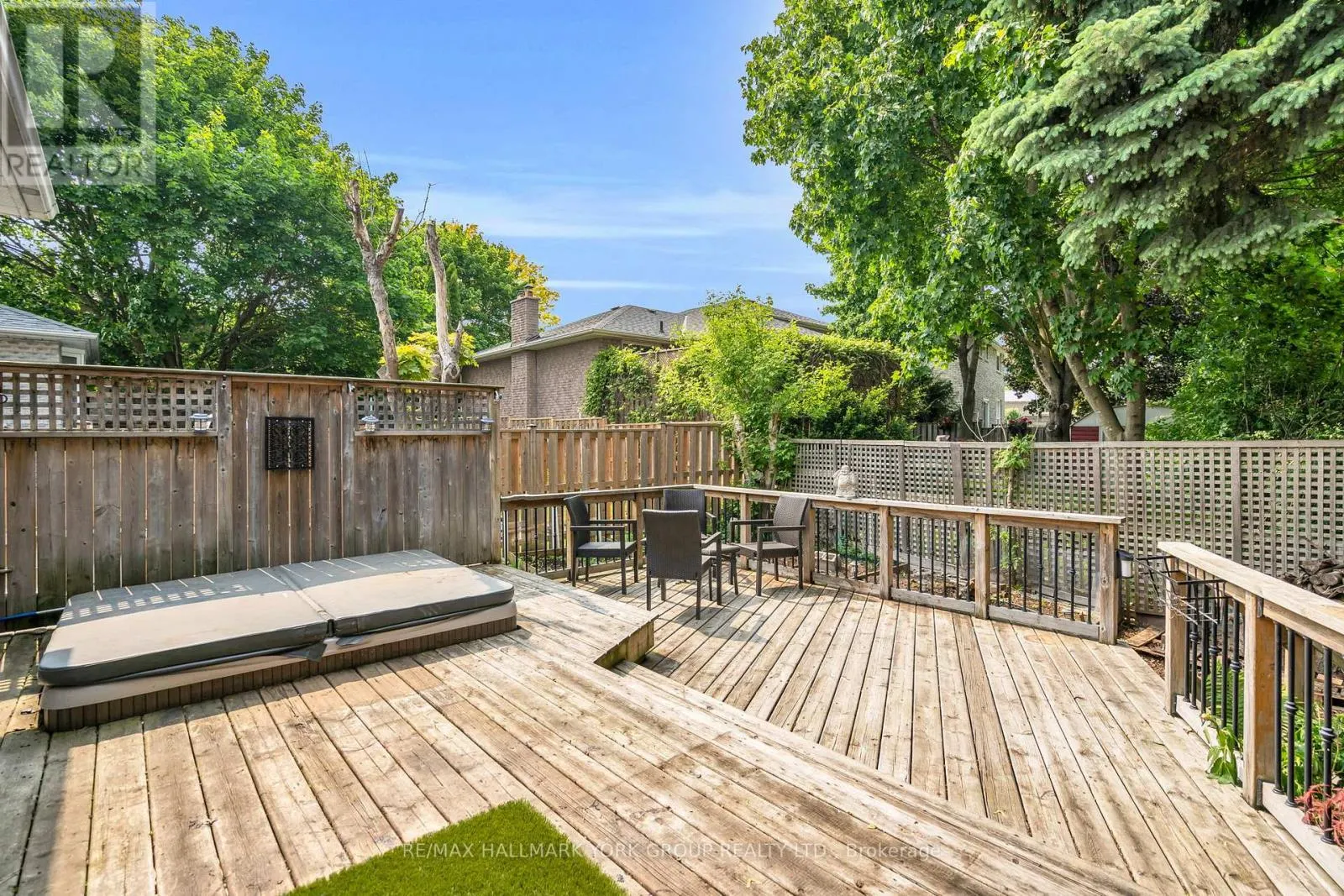 103 WOOD CRESCENT