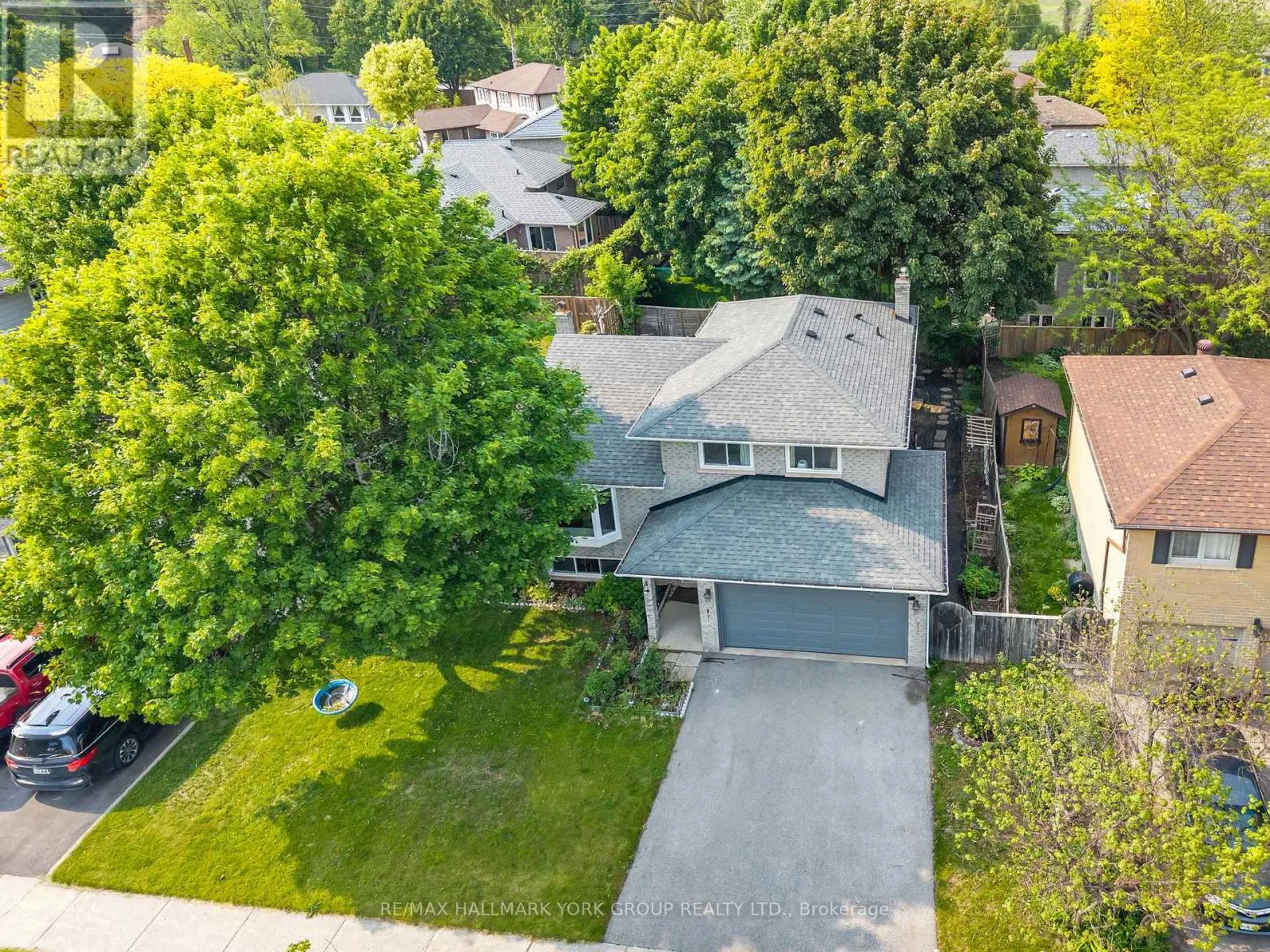 103 WOOD CRESCENT