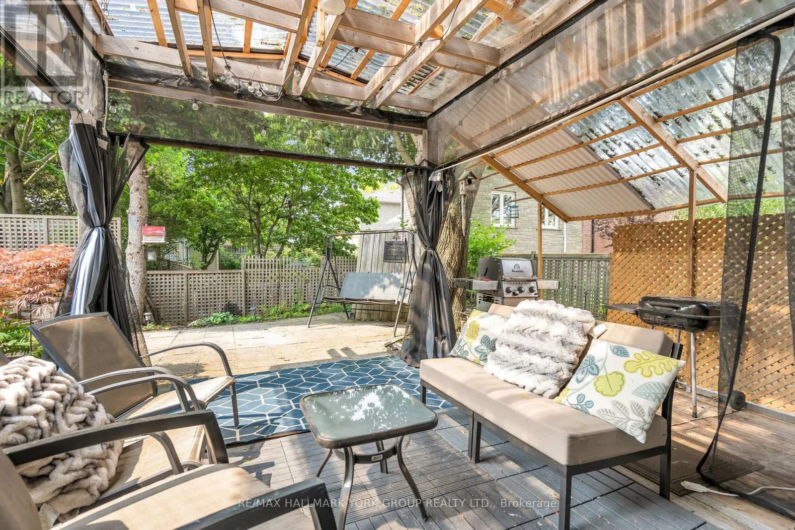 103 WOOD CRESCENT