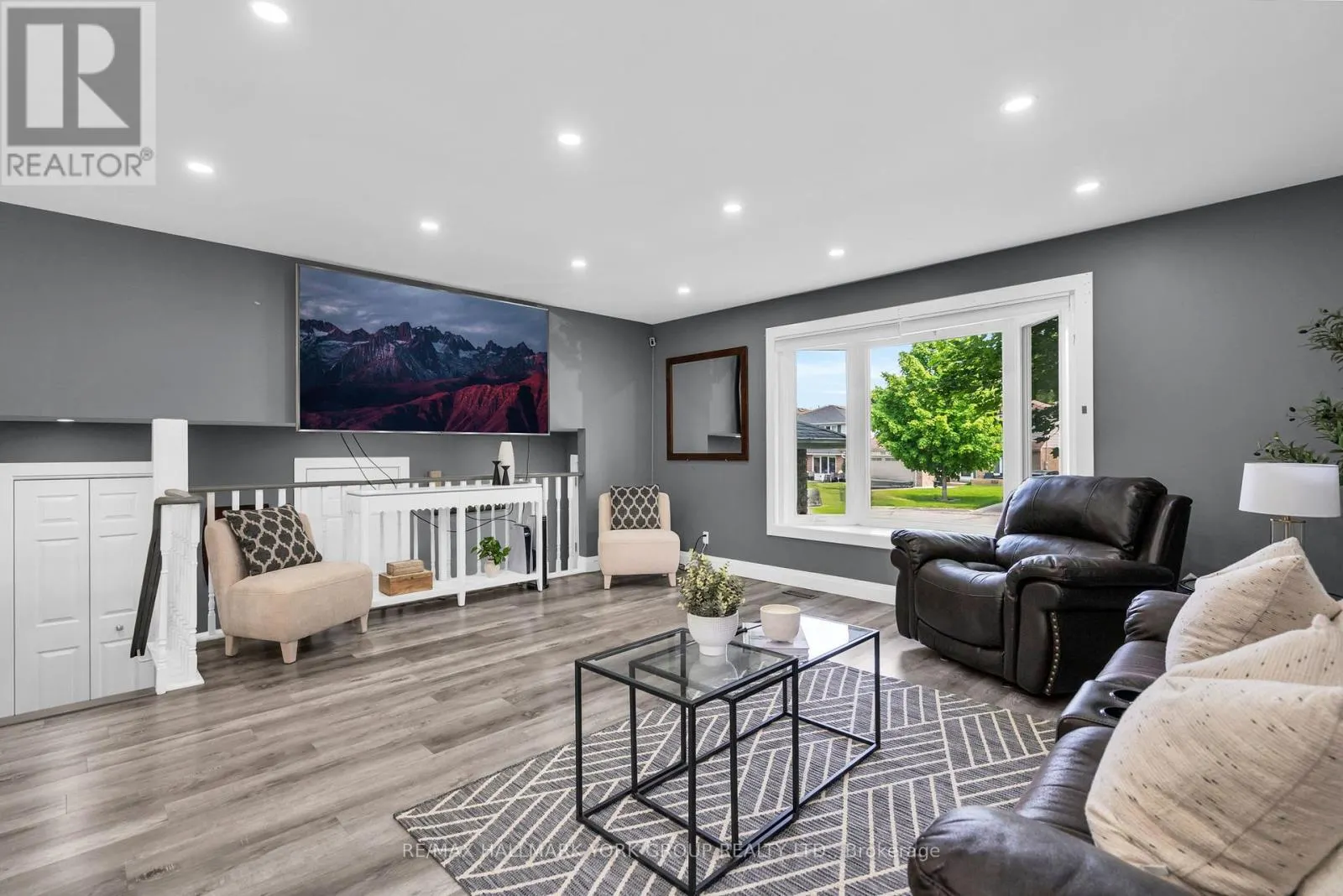 103 WOOD CRESCENT
