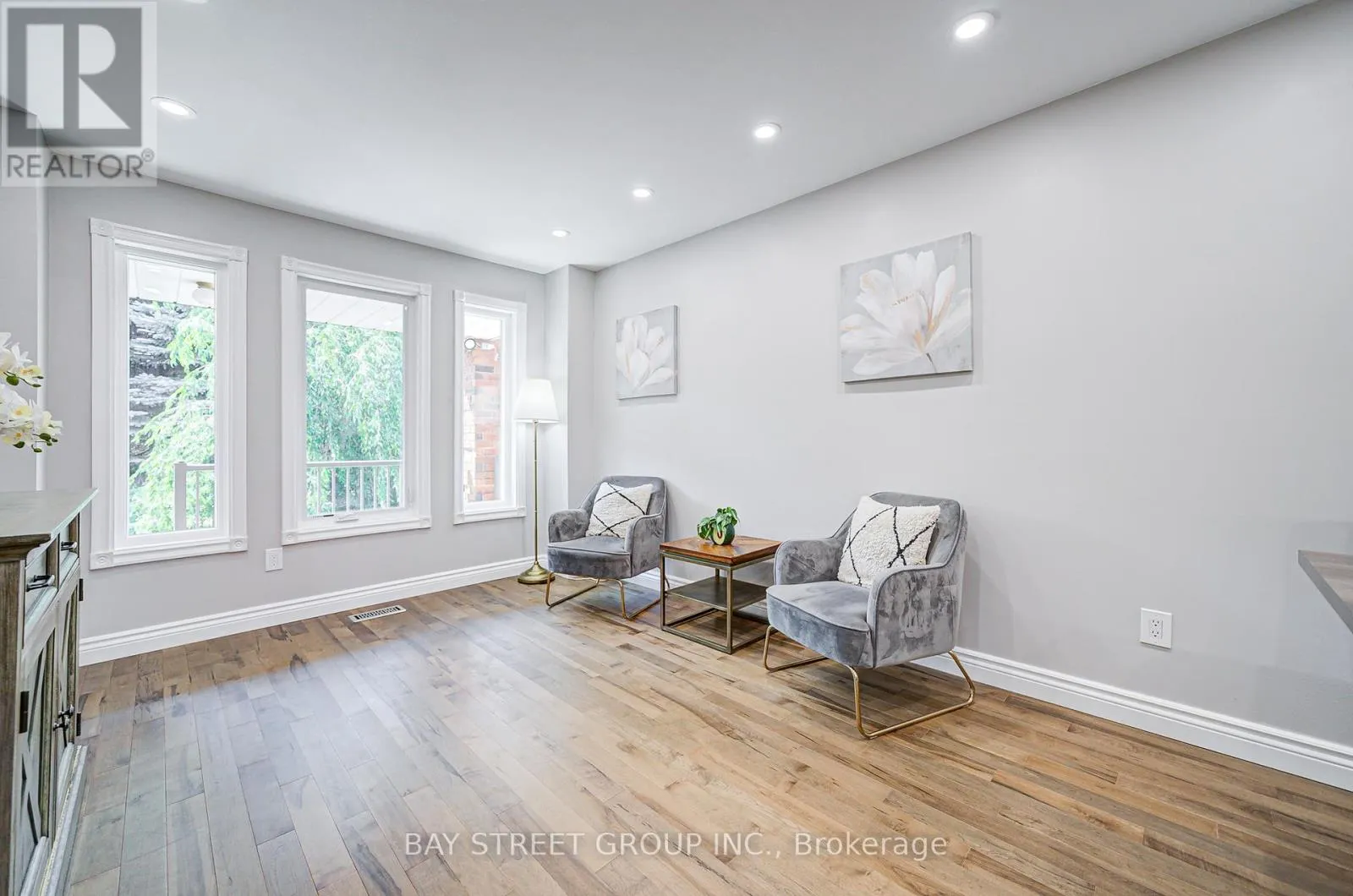 7 SAN MARKO PLACE