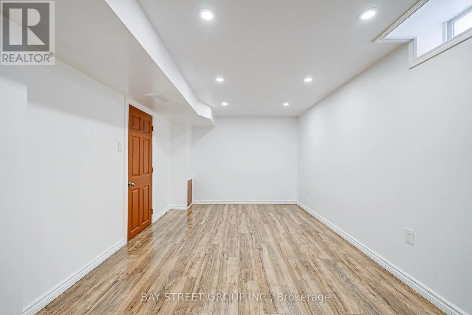 7 SAN MARKO PLACE