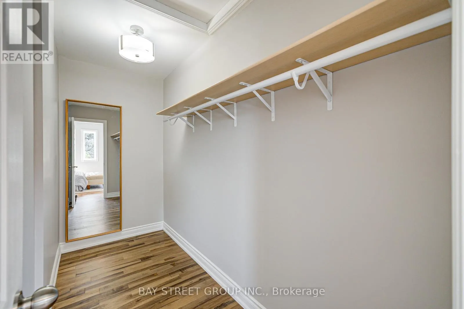 7 SAN MARKO PLACE