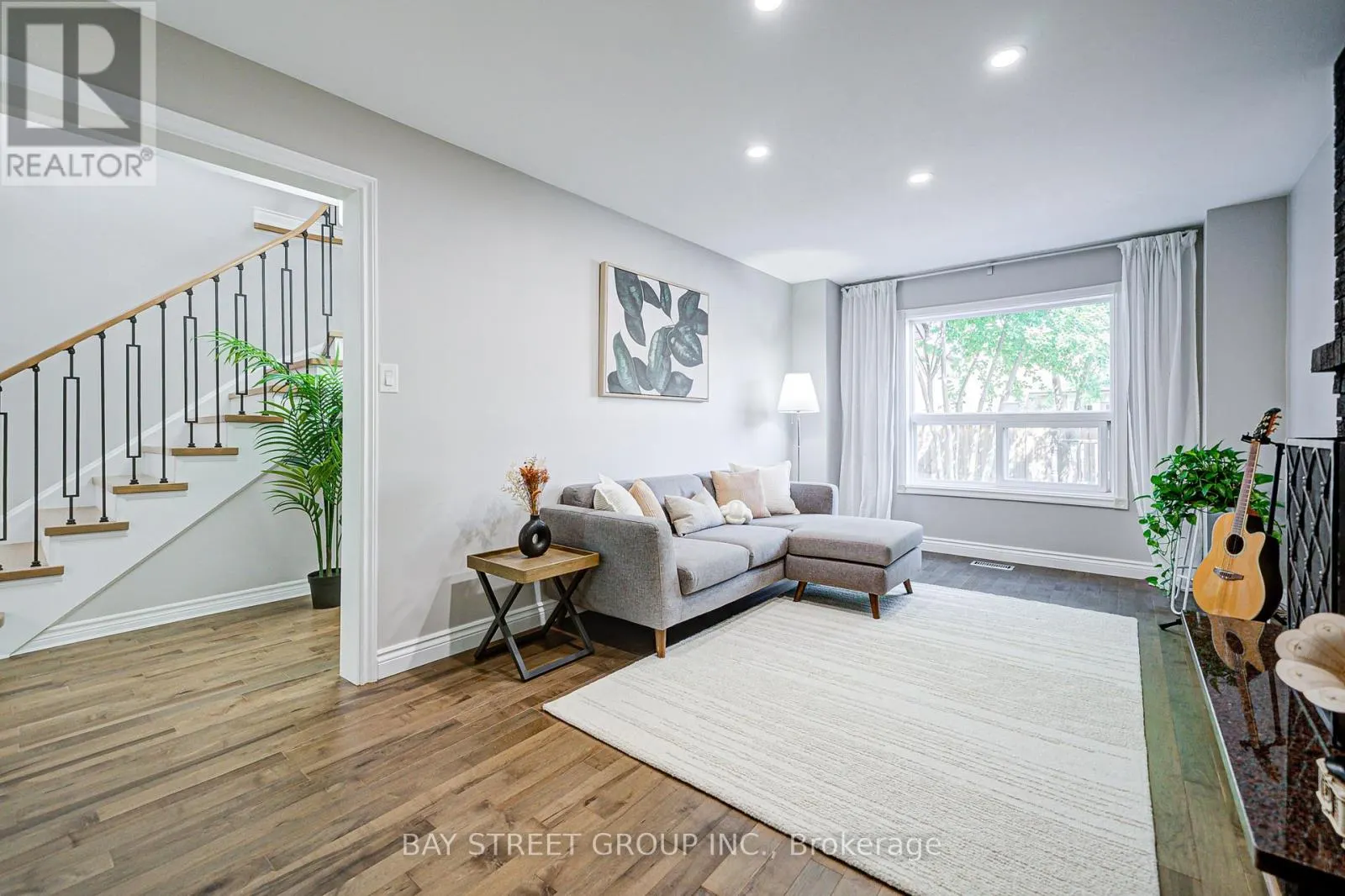 7 SAN MARKO PLACE
