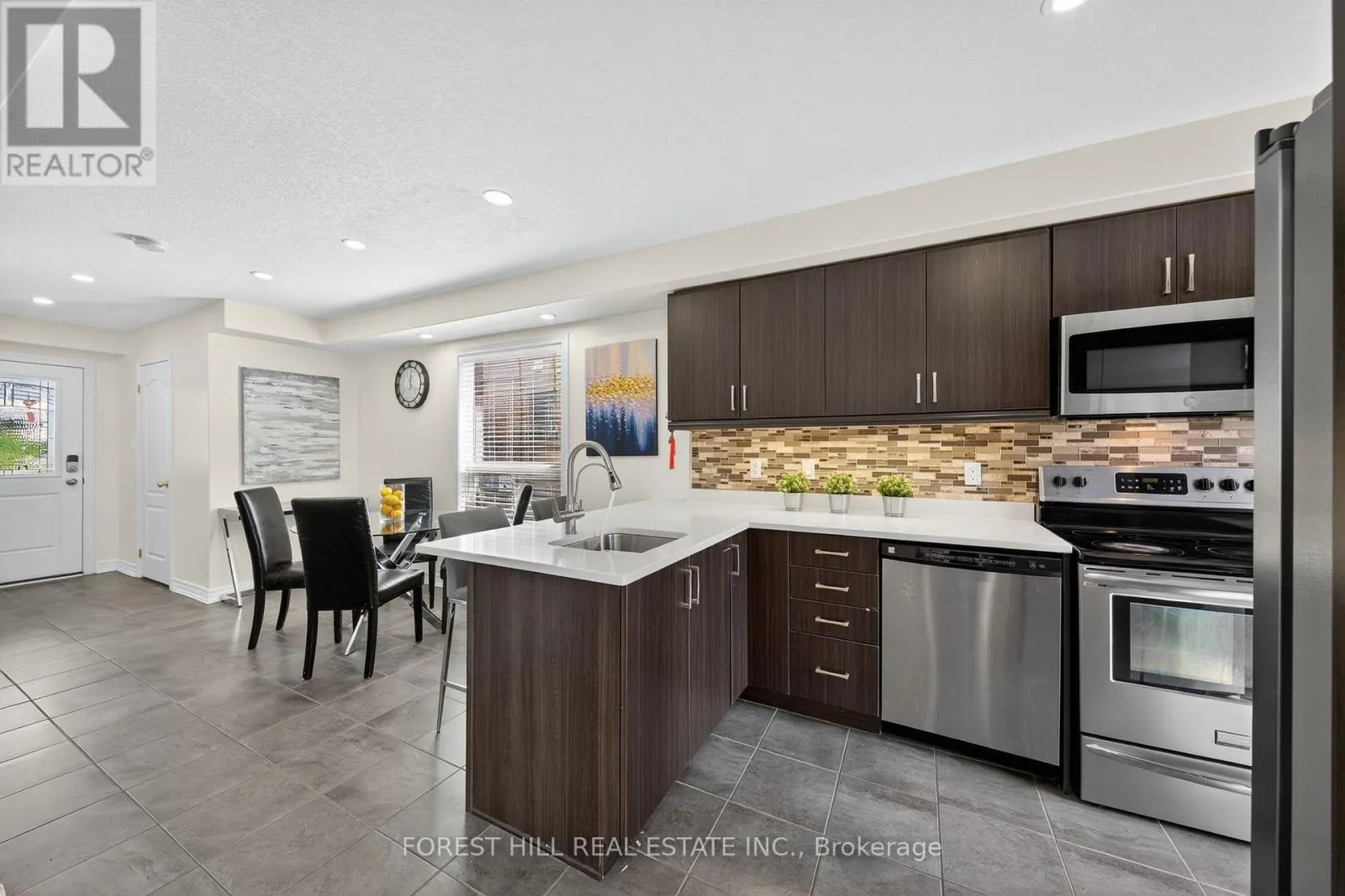 160 BANTING CRESCENT