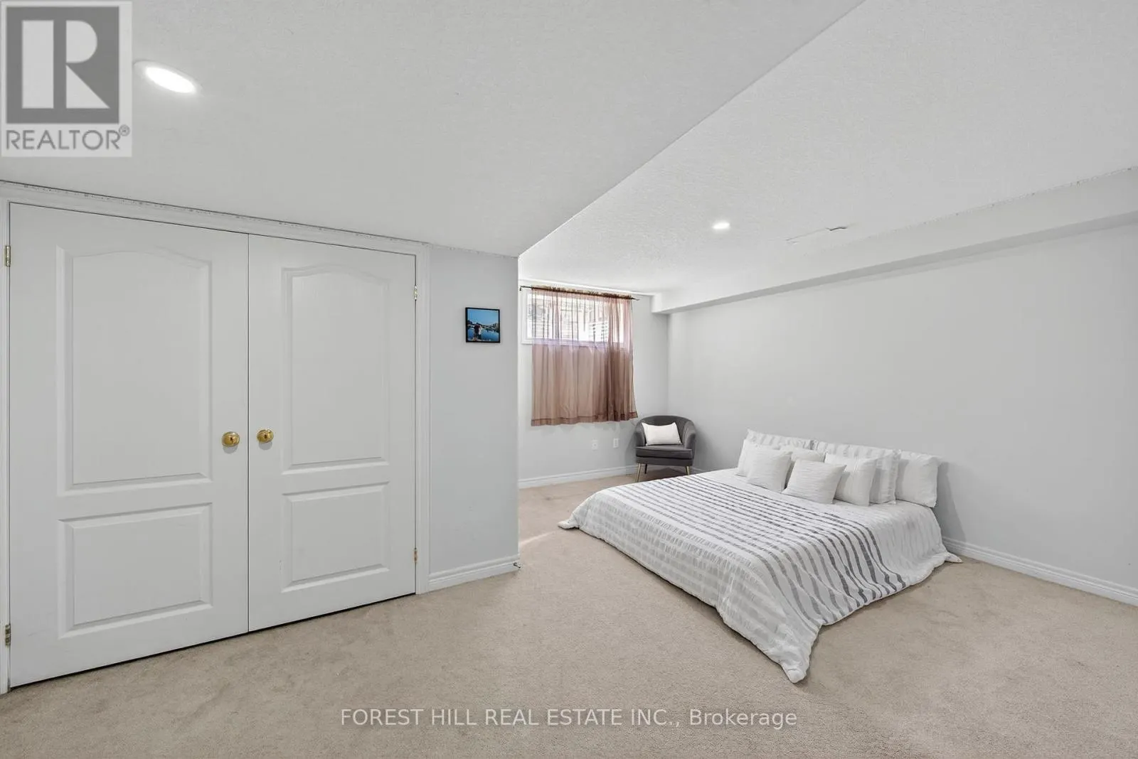 160 BANTING CRESCENT