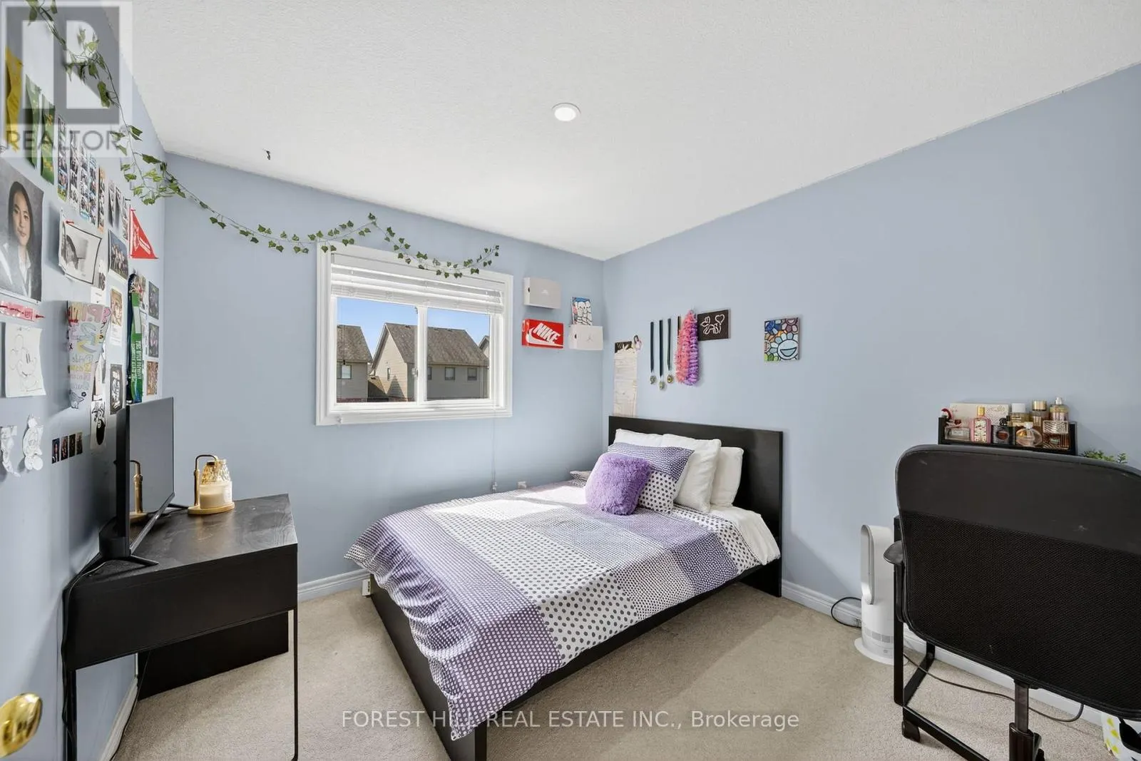160 BANTING CRESCENT