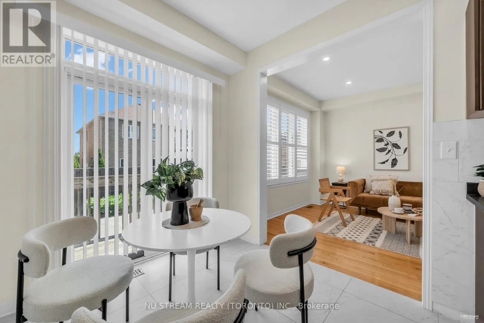 15 TRINCO WAY