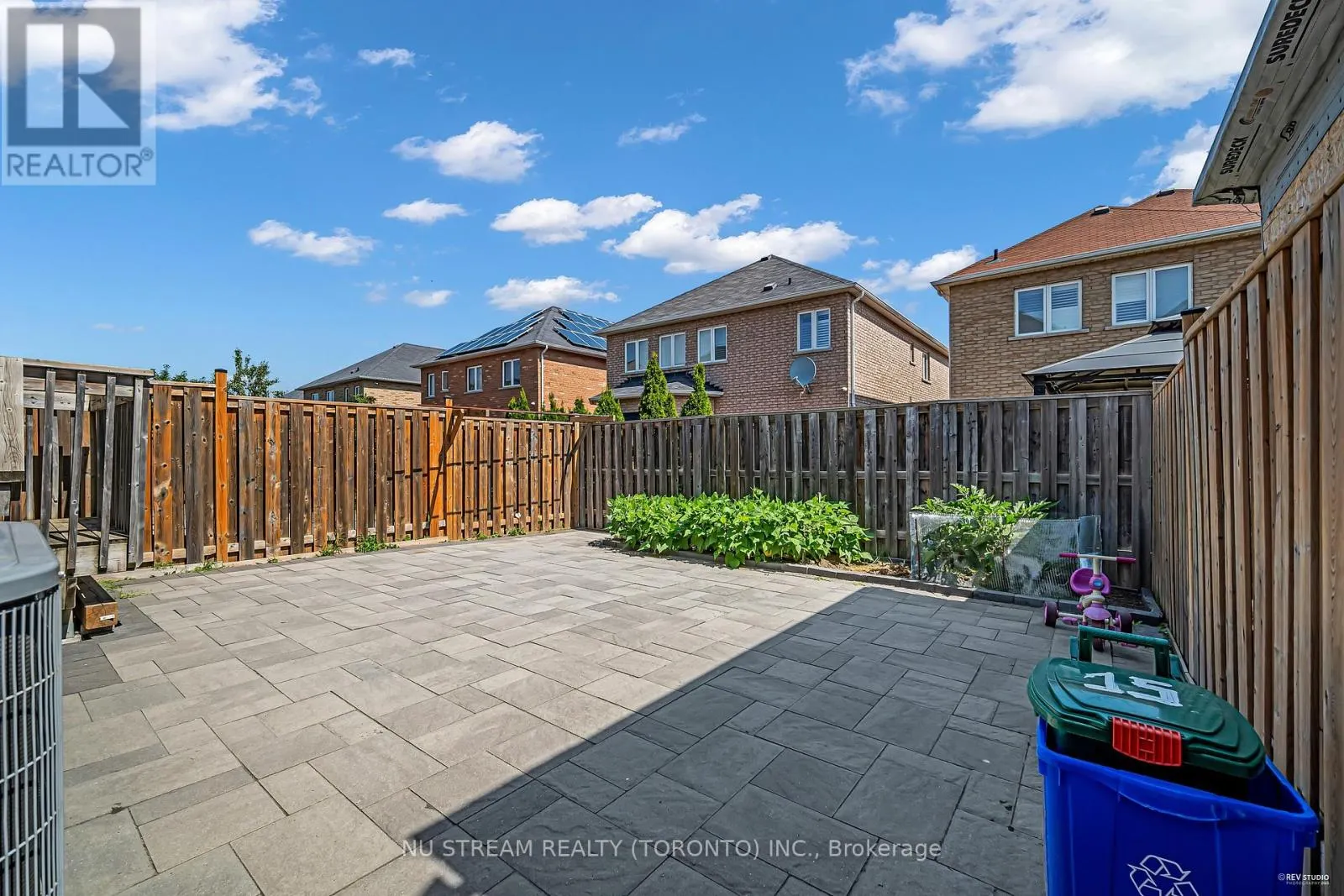 15 TRINCO WAY