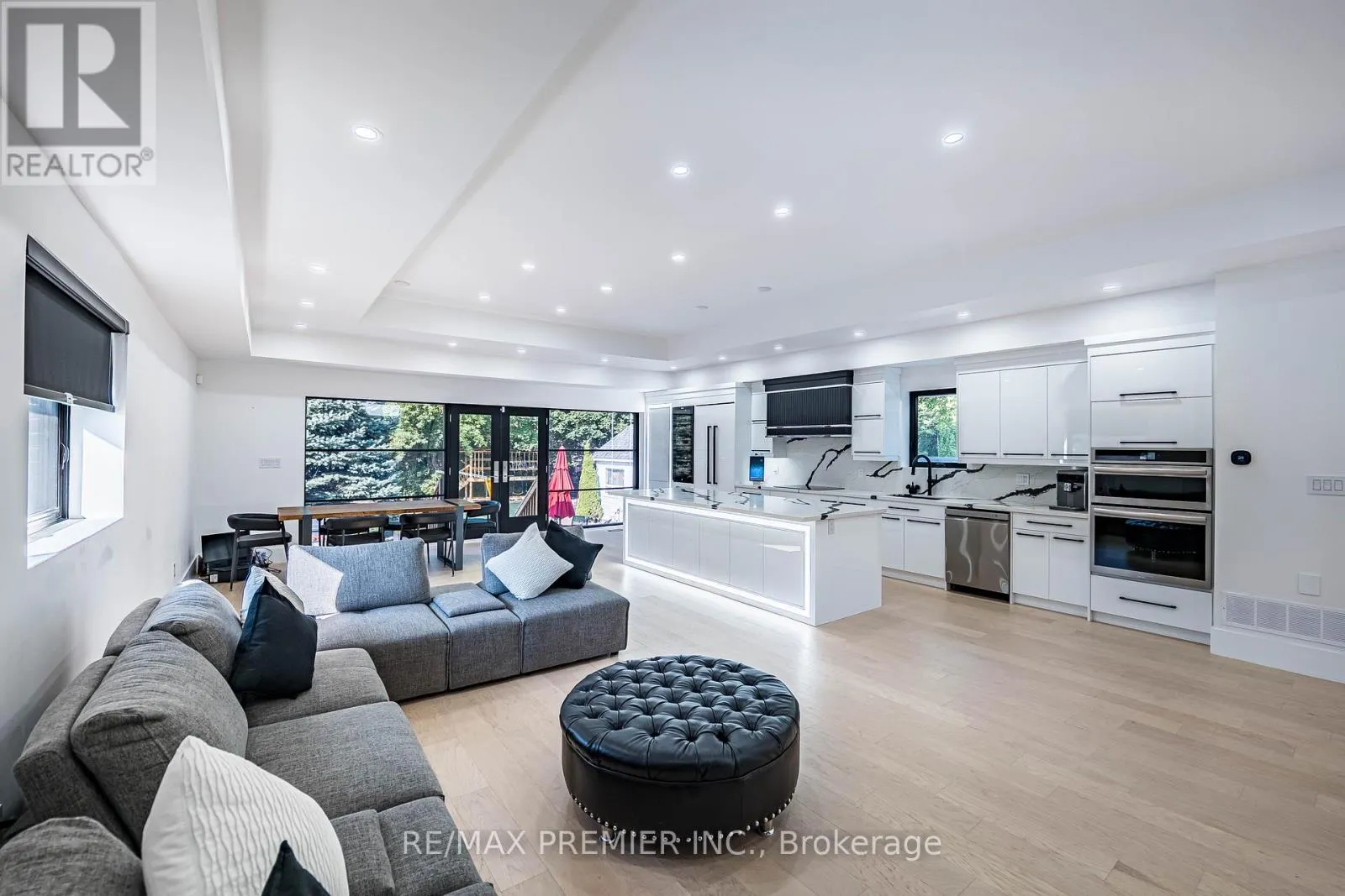 24 GOSLING ROAD