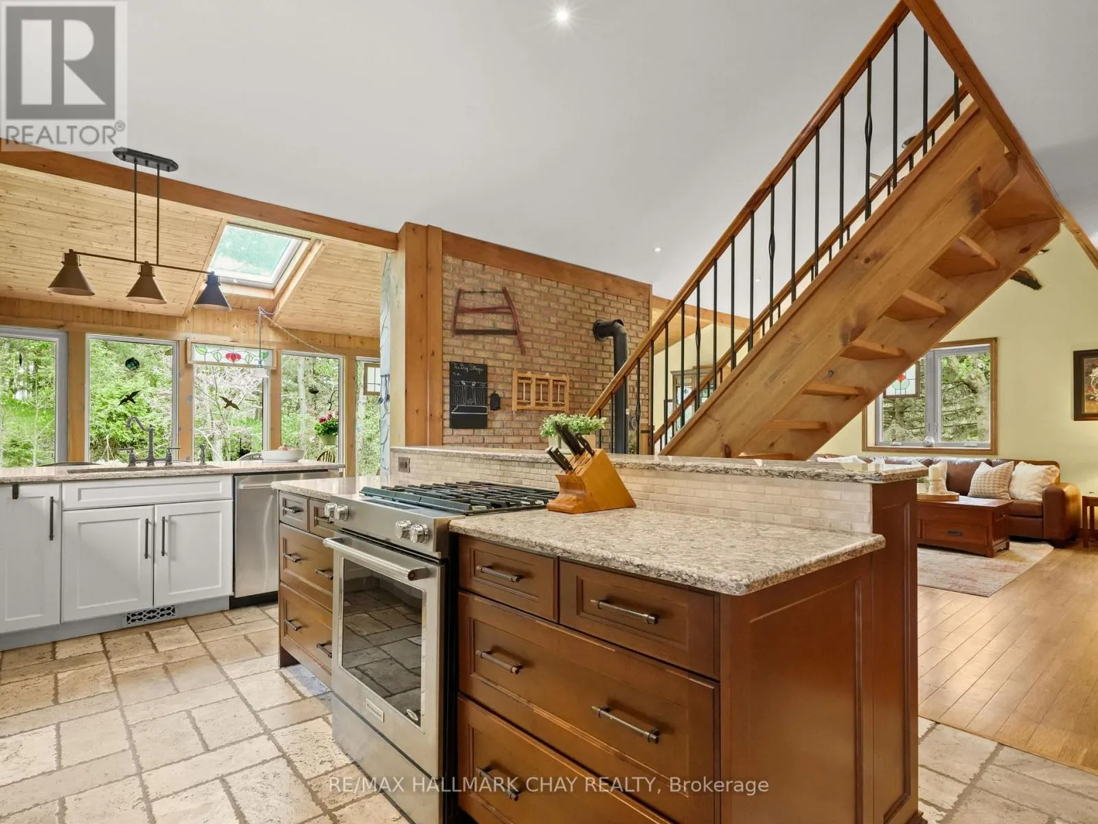 2043 CONCESSION 5 ROAD