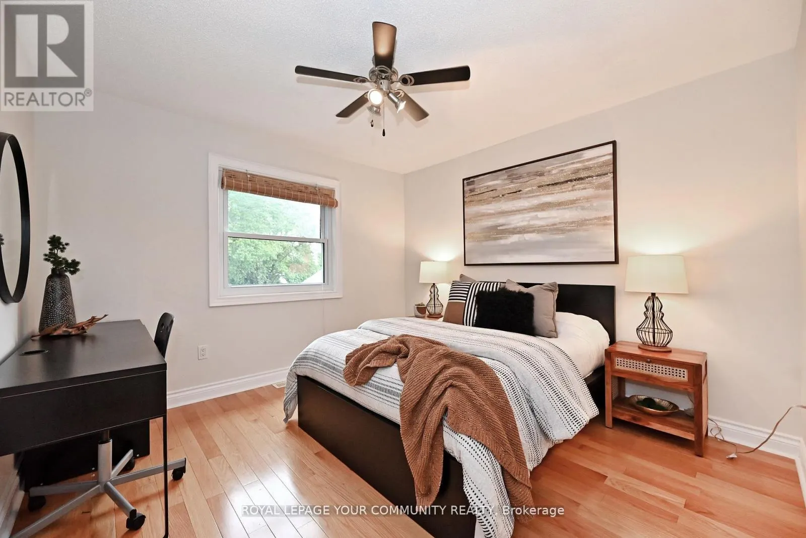 50 THE QUEENSWAY S