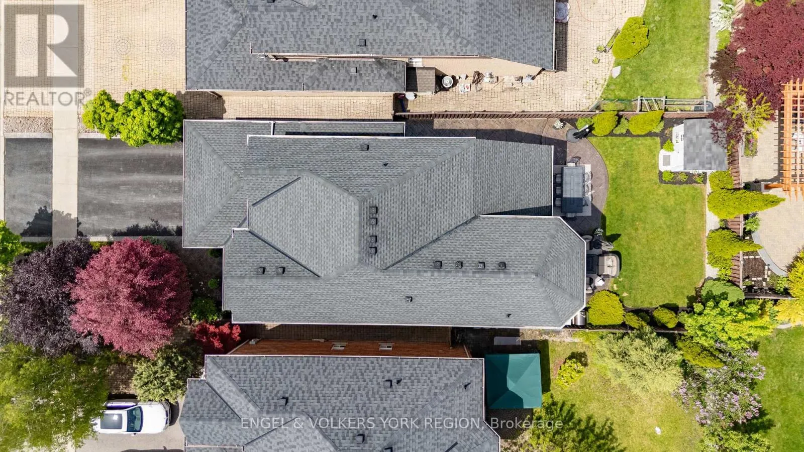151 GLENSIDE DRIVE