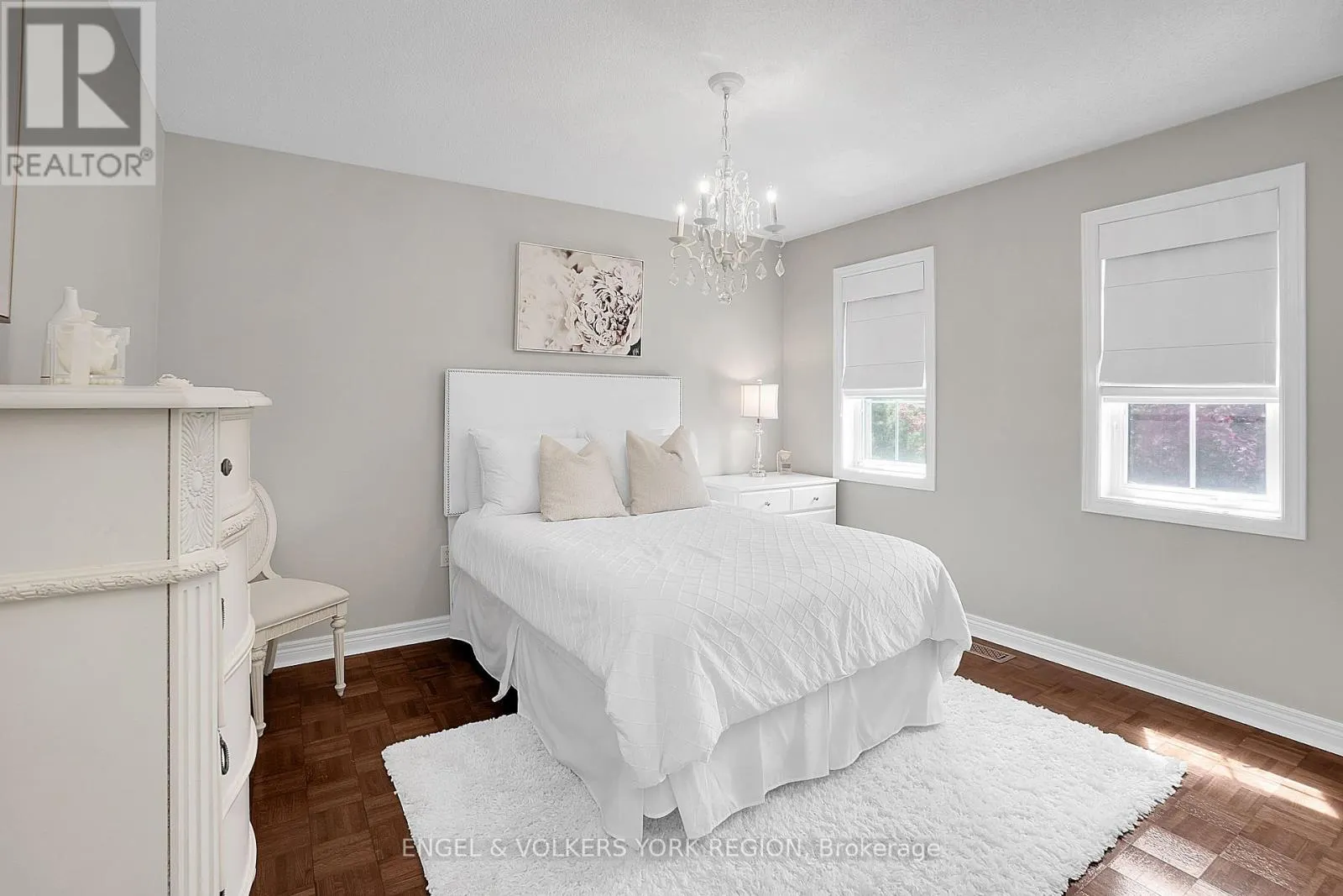 151 GLENSIDE DRIVE