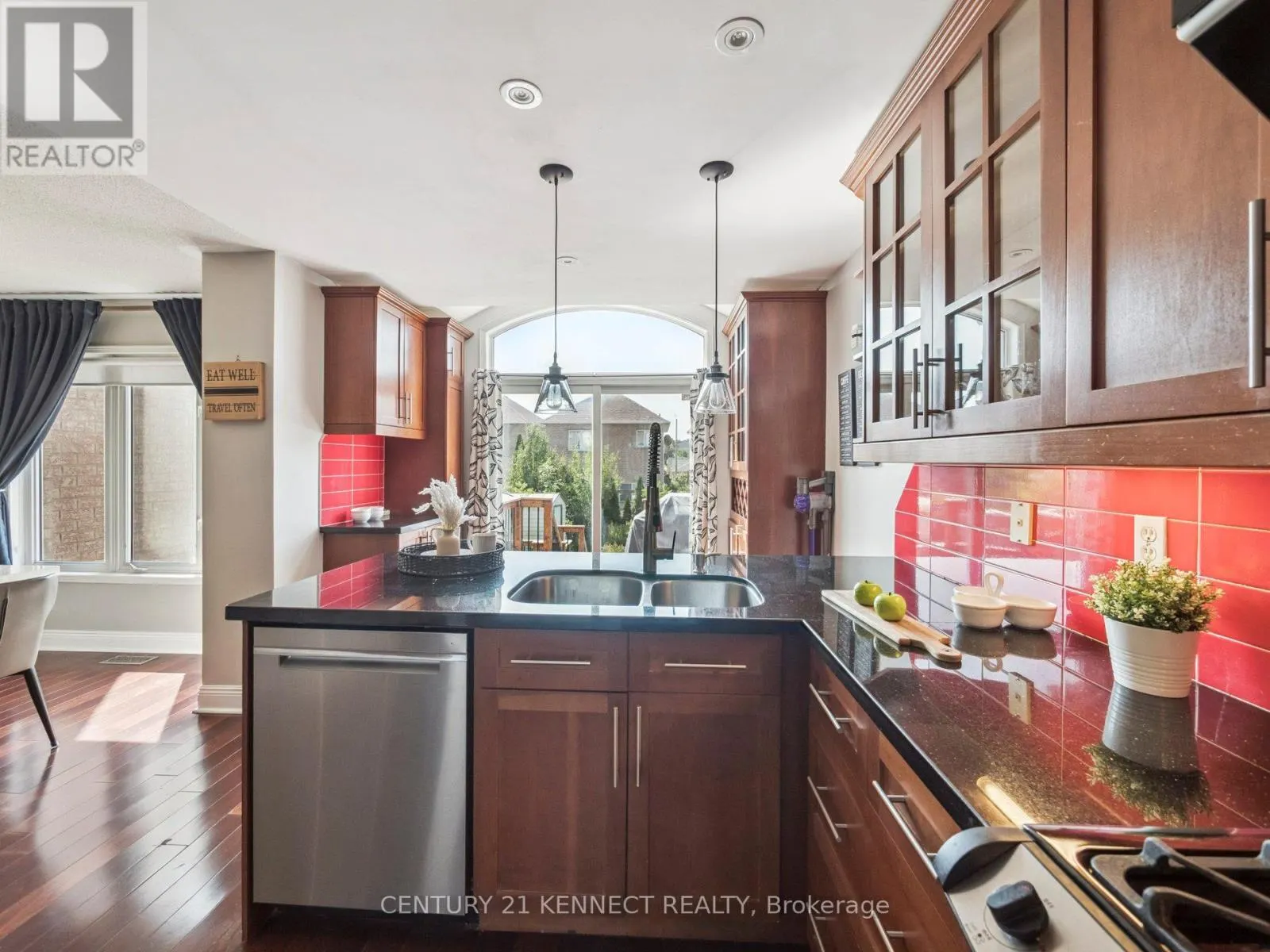 69 SILVER STREAM AVENUE