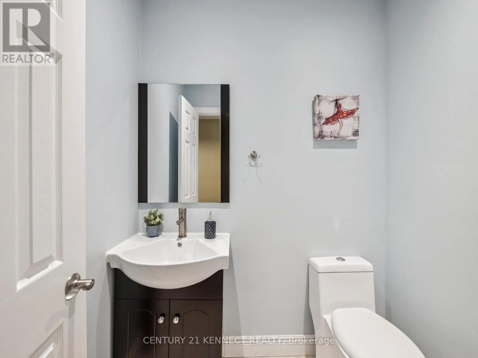 69 SILVER STREAM AVENUE