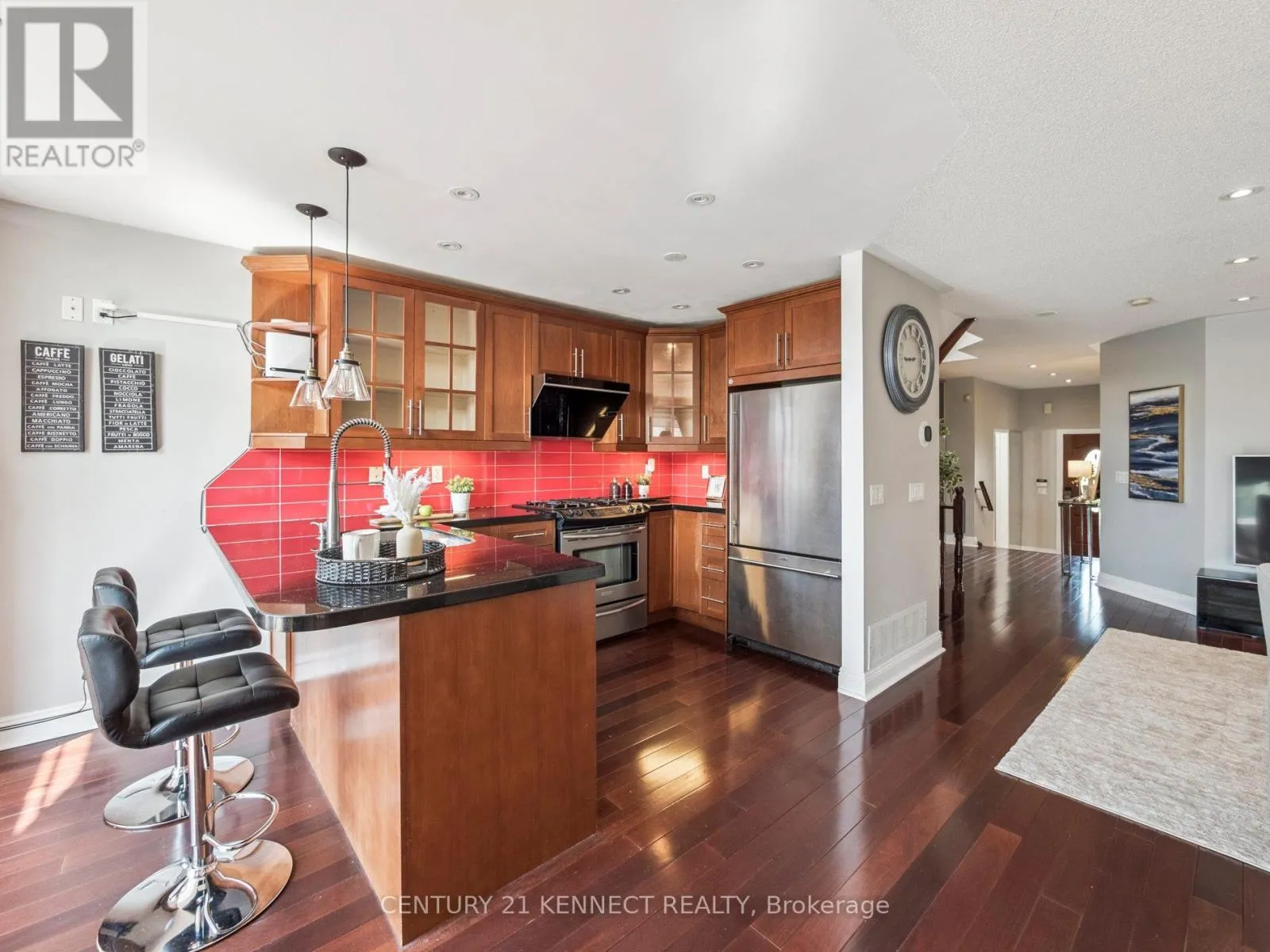 69 SILVER STREAM AVENUE