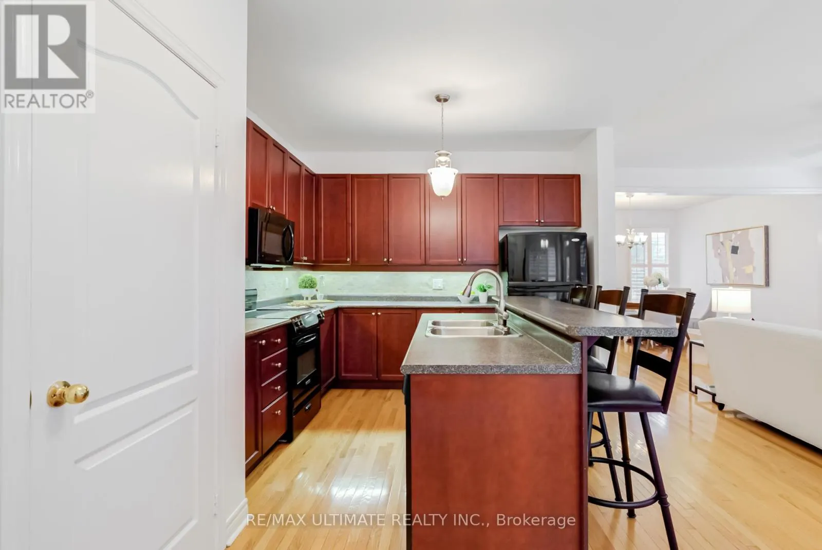 21 DELRAY DRIVE