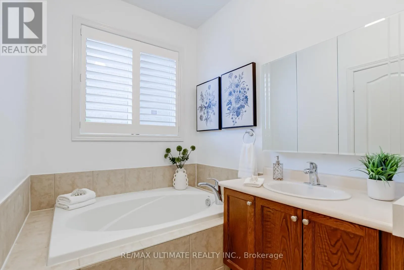 21 DELRAY DRIVE