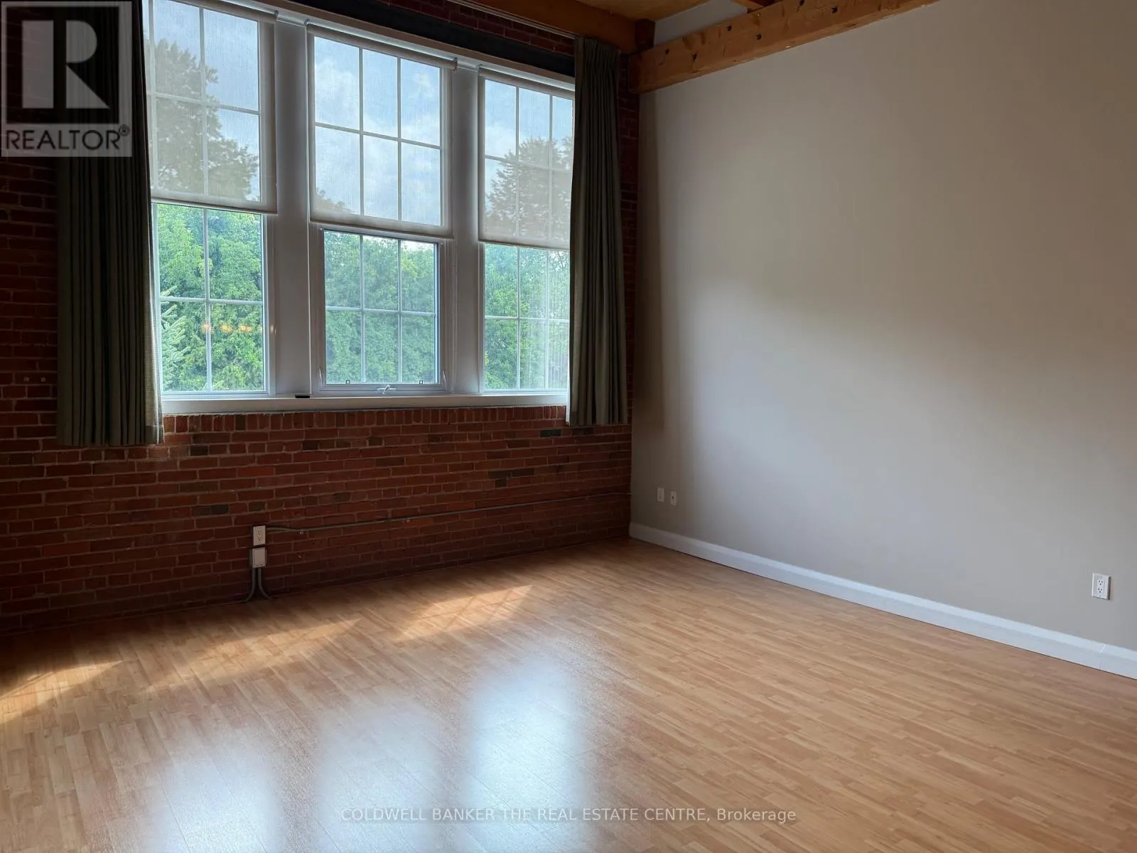 301 - 543 TIMOTHY STREET