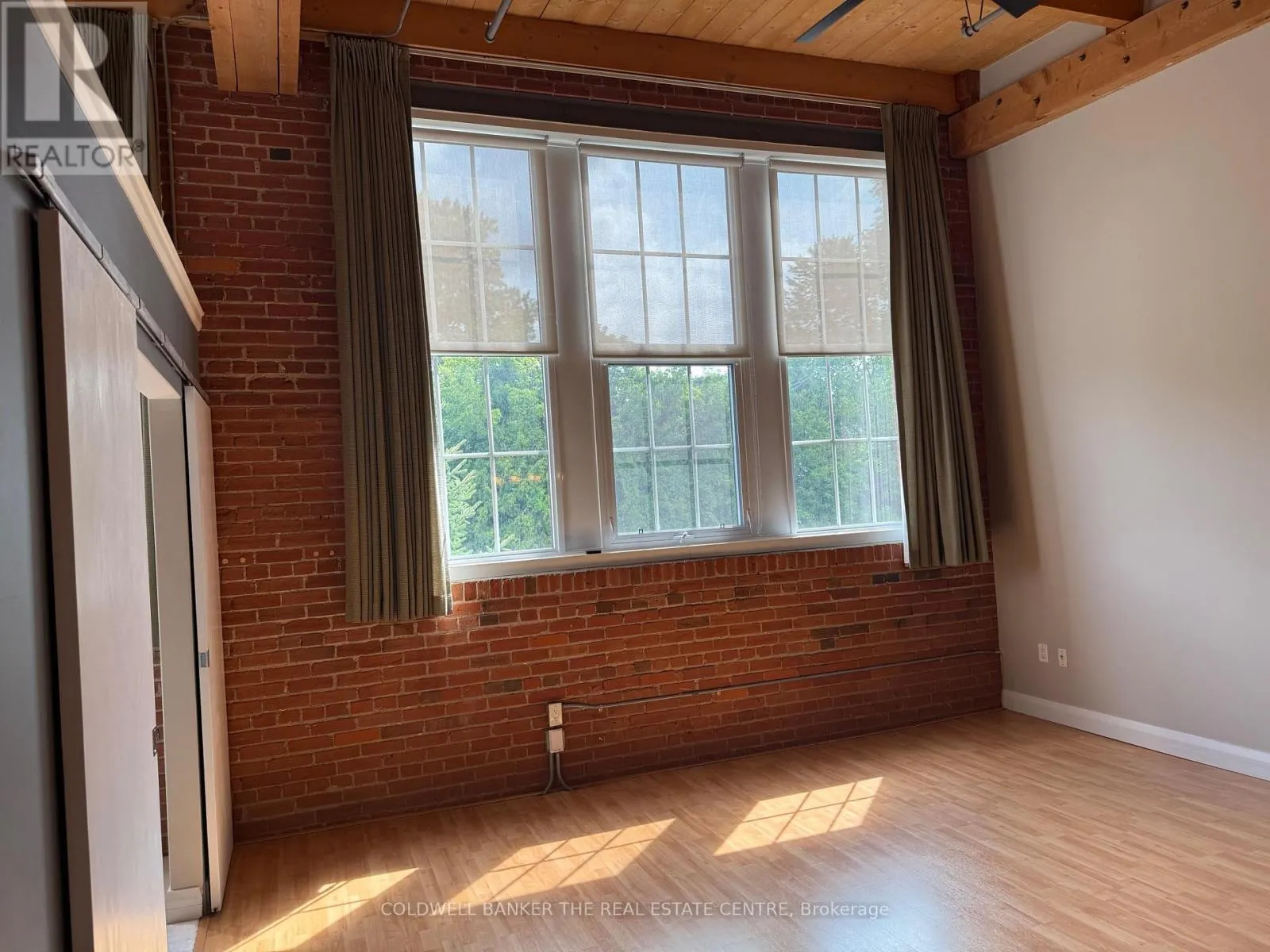 301 - 543 TIMOTHY STREET