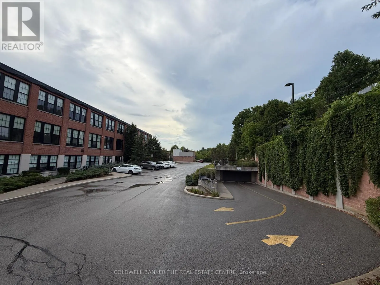 301 - 543 TIMOTHY STREET