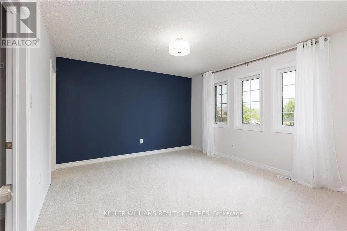 3 LAURELBANK CRESCENT