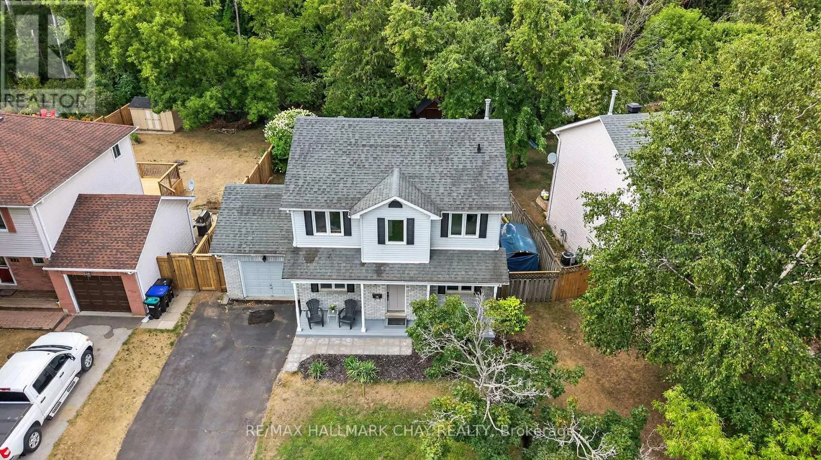 992 ANNA MARIA AVENUE