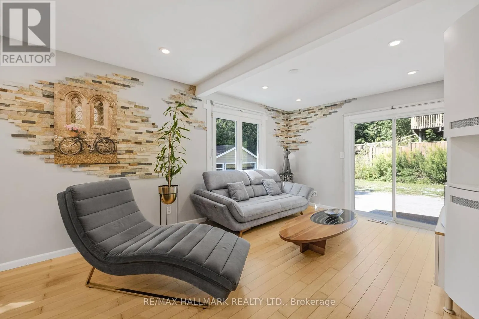31 MITCHELL AVENUE