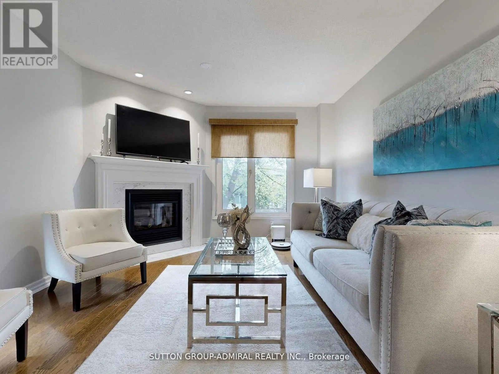 308 PETHERAM PLACE