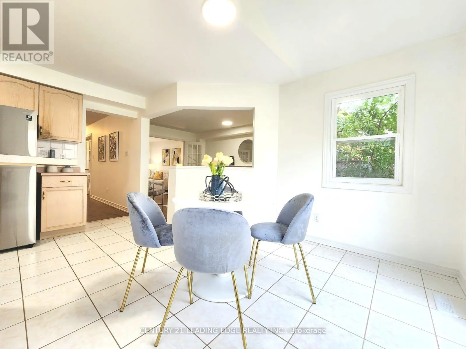 86 QUINCE CRESCENT